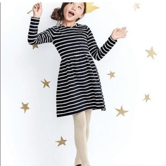 Hanna Andersson 'Elisabet' Dress in BLACK / ECRU STRIPED 8 Girls warm cozy - Picture 1 of 8